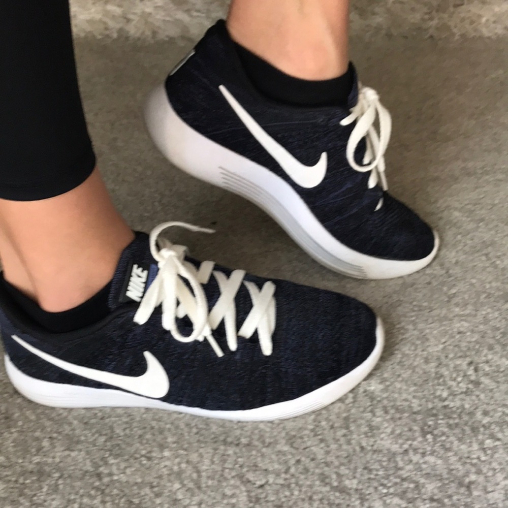 Nike lunar epic flyknit shoes
